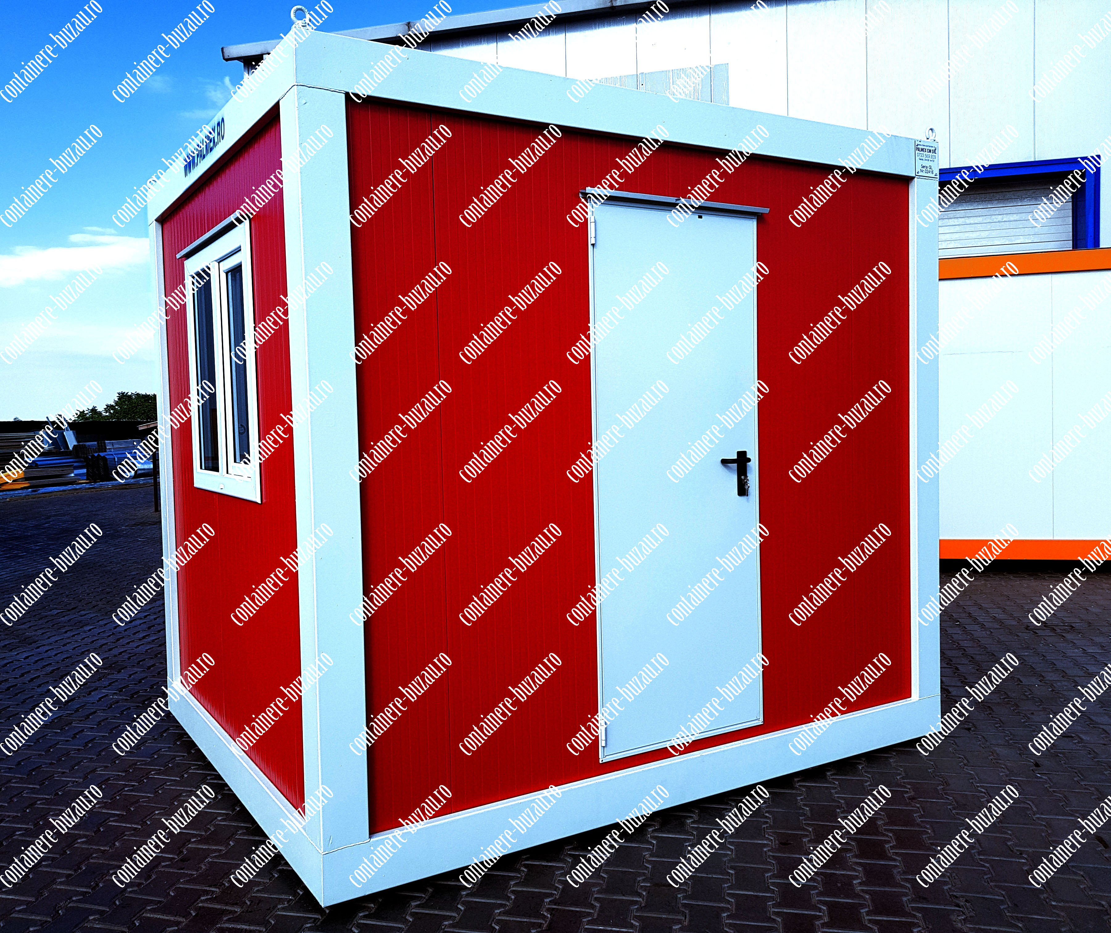 case mici din containere Buzau