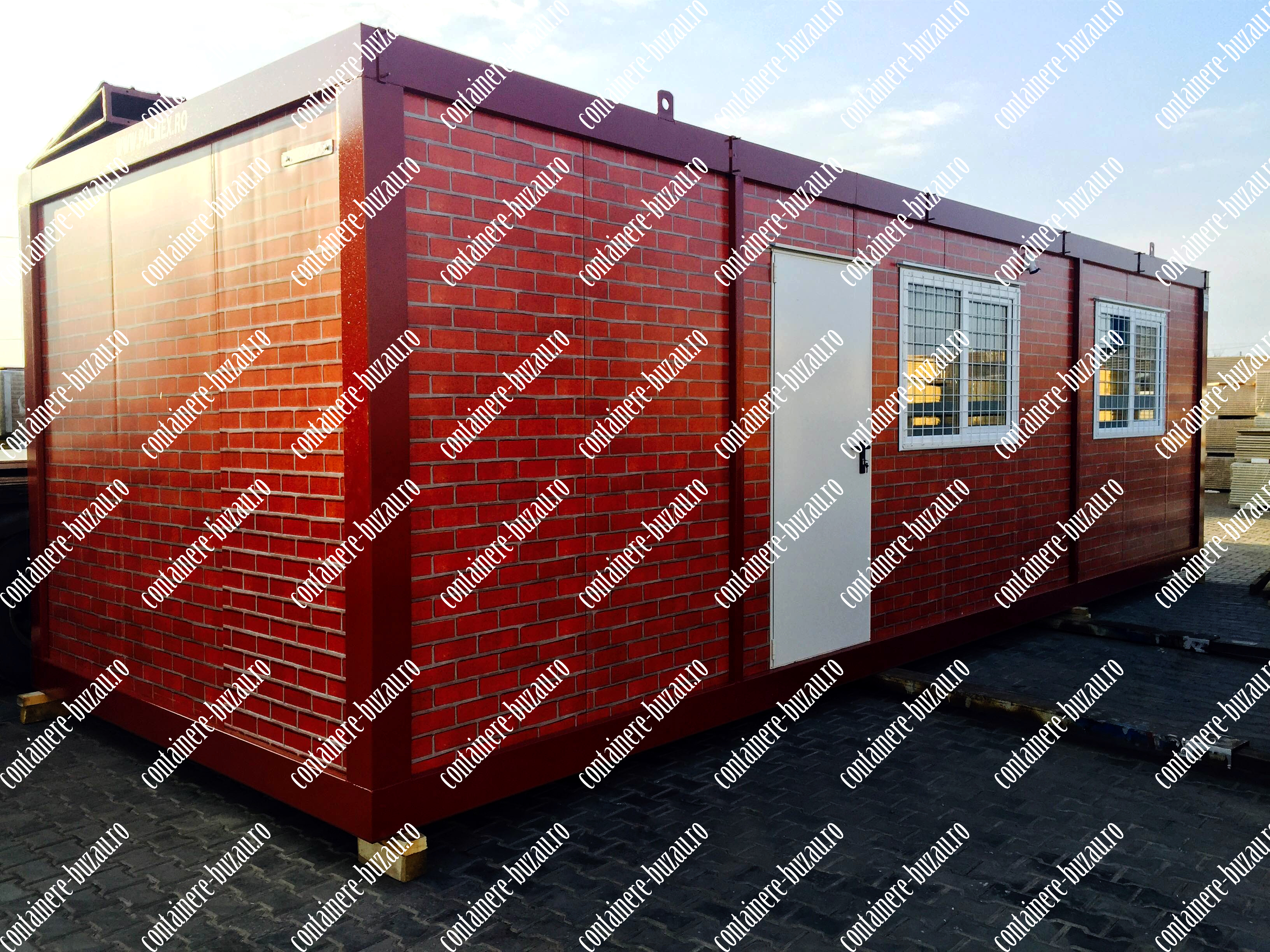cumpar container Buzau