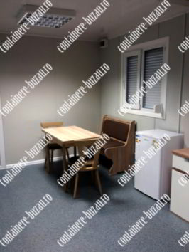 container pret Buzau